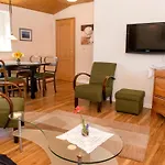بيت ضيافة Gaestehaus Muhl 4*