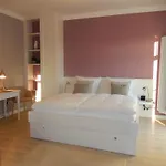 בית הארחה Gaestehaus Muhl 4*